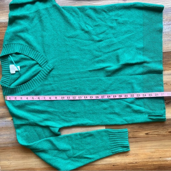 Caslon Oversized Women's Green Sweater Size Medium #B2472 - Picture 4 of 8